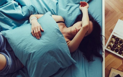 Tim đập nhanh, khó thở khi nằm xuống phải làm sao để giảm?