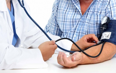 7 sai lầm có thể khiến chỉ số huyết áp không chính xác khi đo 