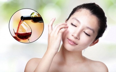 4 mẹo làm đẹp da với rượu vang đỏ