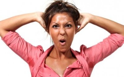 Tại sao suy giảm hormone estrogen lại gây bốc hỏa đổ mồ hôi?