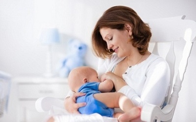 Phụ nữ nuôi con bằng sữa mẹ có thể giúp giảm nguy cơ đột quỵ