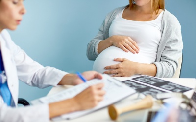 Bà bầu cần làm gì để giữ thận khỏe mạnh trong thời gian mang thai?