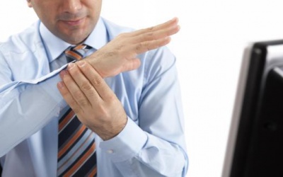 Dân văn phòng nên làm gì để ngăn ngừa hội chứng ống cổ tay?