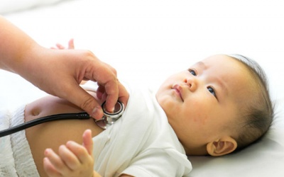 Làm gì để giúp trẻ sơ sinh luôn khỏe mạnh, ít bị ốm?