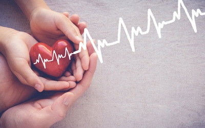 Trẻ em bị rung nhĩ có gì khác biệt với người trưởng thành?