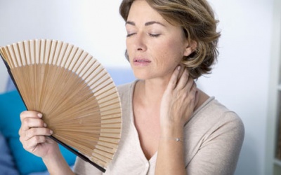 Phụ nữ tiền mãn kinh uống thuốc gì? 