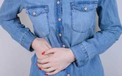 4 lý do có thể khiến bạn bị đau bụng bên phải