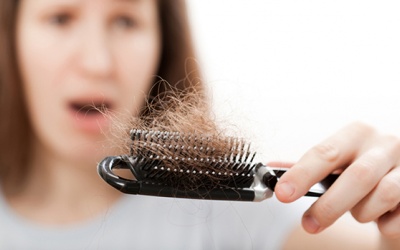 Tại sao người bệnh đái tháo đường bị rụng tóc? 