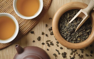 Tại sao bạn nên bắt đầu ngày mới với 1 tách trà ô long?