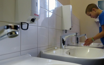 Hiệp hội Nhà vệ sinh – Muộn còn hơn không