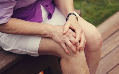 6 điều bạn nên làm khi bị viêm khớp dạng thấp