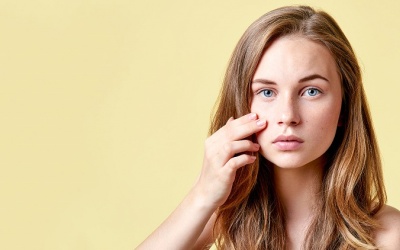 Nổi mụn do uống cefuroxime nên làm thế nào?