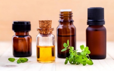 Những loại tinh dầu giúp cải thiện bệnh trĩ