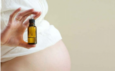 Dùng tinh dầu kích thích chuyển dạ, sinh con dễ hơn 