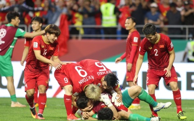 Asian Cup 2019: Chẳng sợ ai, chỉ sợ trọng tài...