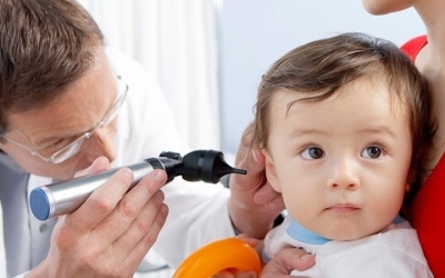 Trẻ 18 tháng hay bị viêm mũi họng, phế quản phải làm thế nào?