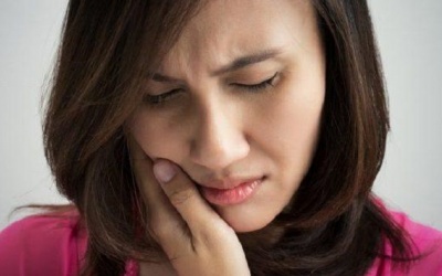 Đau răng vào dịp Tết đối phó như thế nào?