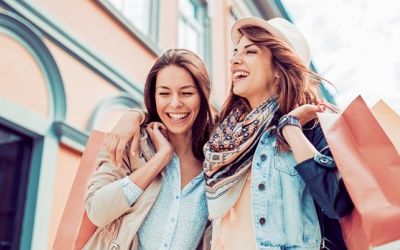 Tử vi thứ Sáu (15/2/2019): Mua sắm giúp Cự Giải giải tỏa căng thẳng