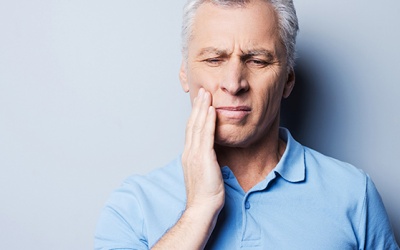 Mối liên hệ giữa bệnh Parkinson và các vấn đề răng miệng