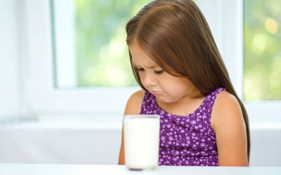 4 triệu chứng không dung nạp lactose