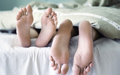 Co giật chân, tay có phải do huyết khối tĩnh mạch sâu? 