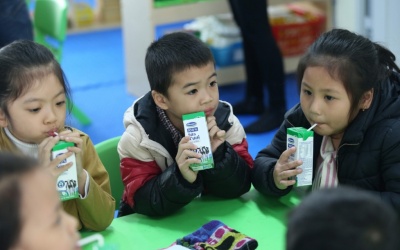 Biết bao sự chung tay để có ly sữa học đường an toàn, hiệu quả cho trẻ em thủ đô