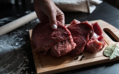 Rửa tay ngay sau khi chạm vào những thứ này