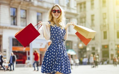 Tử vi thứ Bảy (13/4/2019): Song Ngư nên mạnh dạn thử nghiệm phong cách thời trang mới