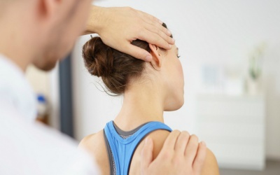 Thoái hóa đốt sống cổ tập luyện thế nào?