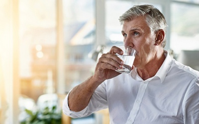 8 biện pháp tự nhiên cho nam giới bị phì đại tuyến tiền liệt