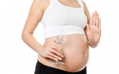 Thai nhi sẽ kêu khóc khi mẹ bầu làm những việc này!