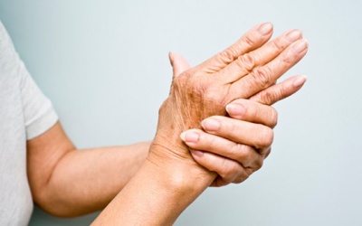 Run tay do thuốc và cách khắc phục hiệu quả 