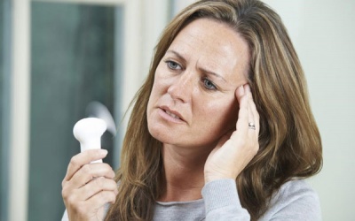 Những biện pháp đơn giản giúp giảm các triệu chứng mãn kinh