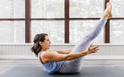 Các bài tập Pilates giúp tăng sức khỏe cho người hay phải ngồi nhiều