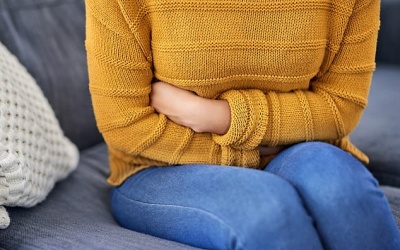 Đau bụng thường xuyên và đi vệ sinh nhiều lần có phải do IBS? 