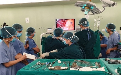 Lần đầu tiên triển khai thành công kỹ thuật cắt thùy phổi nội soi một đường rạch
