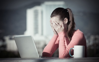 Tại sao phụ nữ thường xuyên căng thẳng hơn đàn ông?