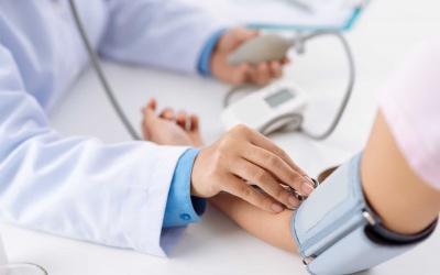 Huyết áp cao nên ăn uống và tập luyện như thế nào?