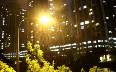 Bắc Bộ có mưa về đêm và sáng, Trung Bộ tiếp tục nắng nóng