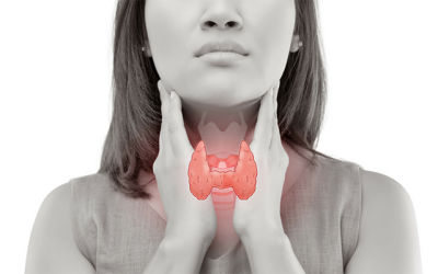 8 dấu hiệu cảnh báo bạn đang gặp vấn đề về tuyến giáp