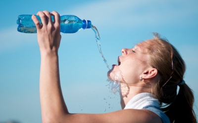 Uống quá nhiều nước nguy hiểm như thế nào?