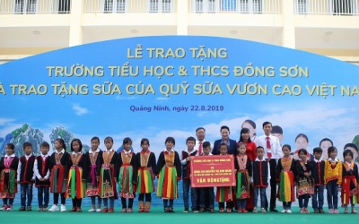 Trẻ em Quảng Ninh đón nhận ngôi trường mới từ Chủ tịch Quốc hội 