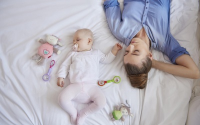 Chuyên gia Mỹ chỉ cách luyện trẻ ngủ xuyên đêm với 5 bước