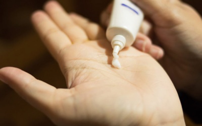 Sản phẩm giảm đau tại chỗ: Là gì, hoạt động như thế nào và có nguy hiểm không?