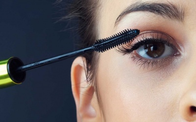 Điều gì xảy ra nếu bạn chuốt mascara mỗi ngày?