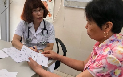 Chuyên gia chia sẻ những cảnh báo cho người mắc bệnh hen, COPD lúc giao mùa