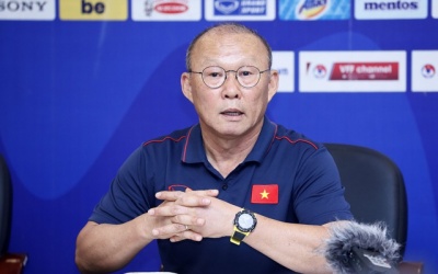 Vòng loại 2 World Cup 2022: Park Hang-seo dũng cảm hay nhát gan?