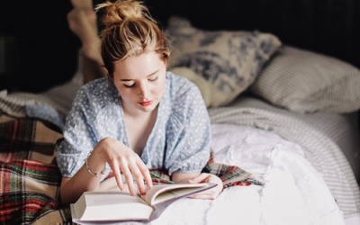 Lợi ích của việc đọc sách trước khi ngủ