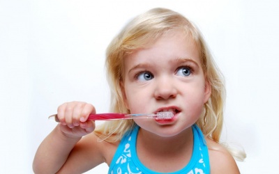 Những câu hỏi thường gặp khi chăm sóc răng sữa ở trẻ