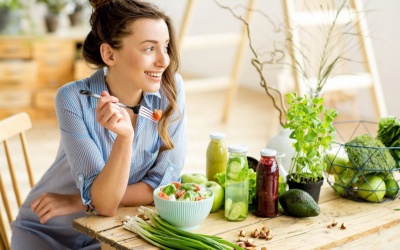 Ăn uống như thế nào theo từng độ tuổi để luôn khỏe mạnh? 